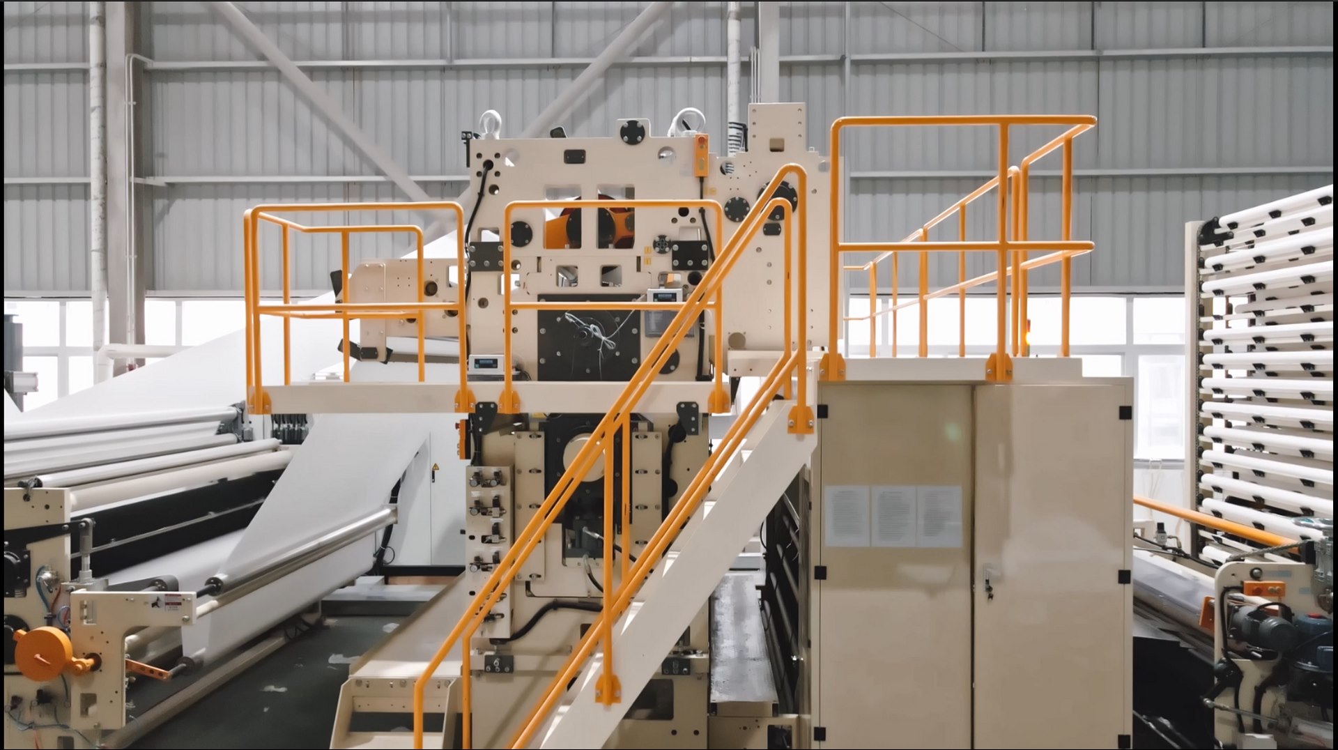 ZQ-H450-2900 Coreless toilet roll production line